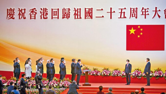 中央港澳辦|職責列「研究健全特首對中央負責制度」 劉兆佳指加強監督:問責制度化