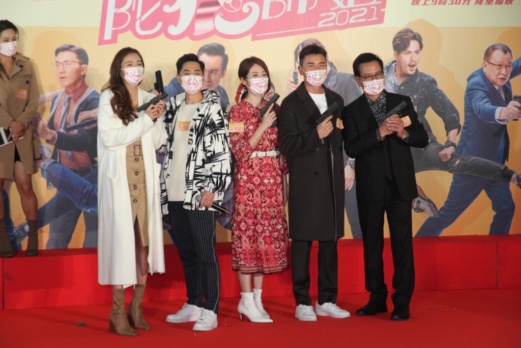 鄧佩儀、洪永城等出席宣傳。