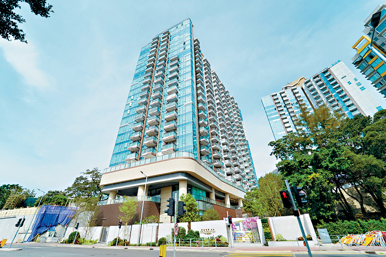 黃金海灣．珀岸自推出以來一直受到市場追捧，昨再連沽2伙。