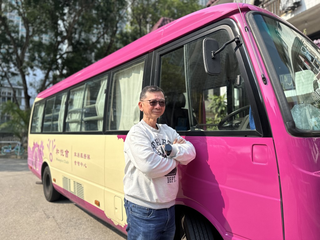 阿德認為長者有能力，仍可以重投職場服務社會。(受訪者提供)