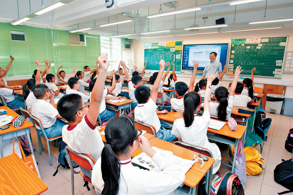 考評局早前向教育局提交2024年全港性系統評估報告,小三學生在中文、英文及數學科的達標率較去年全線下跌。