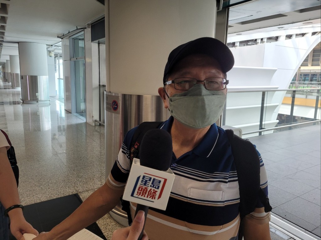 台湾旅客邬先生对香港衞生状况有信心。赵克平摄
