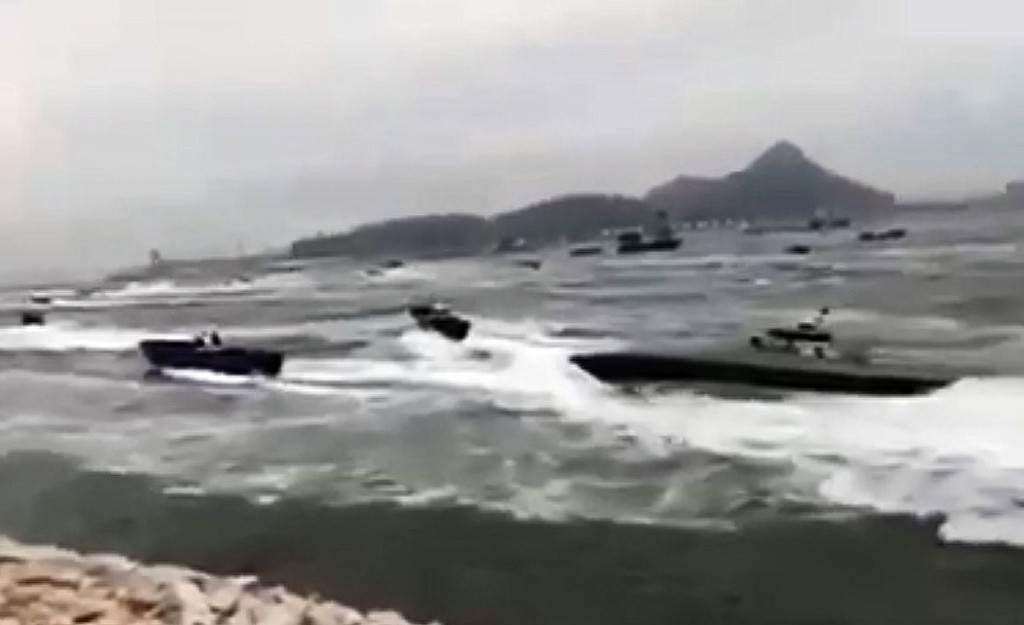 水警驅趕走私大飛片段截圖