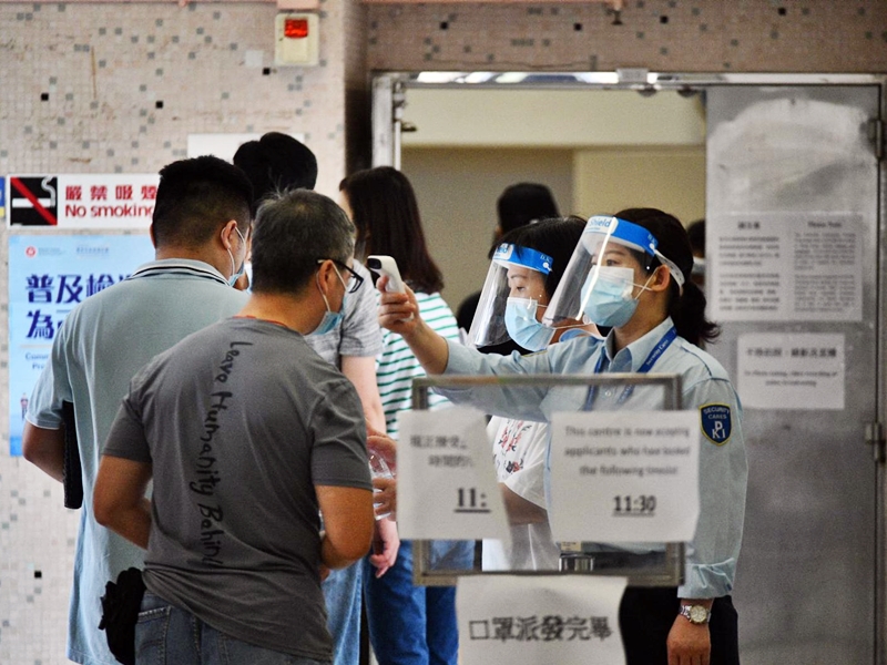 「普及社區檢測計劃」截至今早9時，共有108.5萬人登記參與。資料圖片