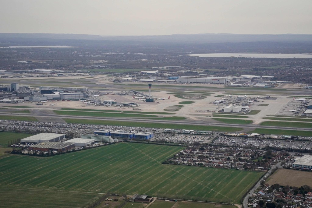 希斯路機場已向英國政府提交這條長3500米新跑道的興建方案。法新社 希斯路機場已向英國政府提交這條長3500米新跑道的興建方案。法新社