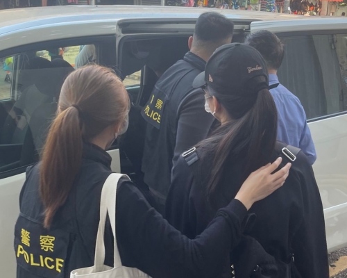 警方在荃灣搗破一非法麻賭檔拘捕4人。