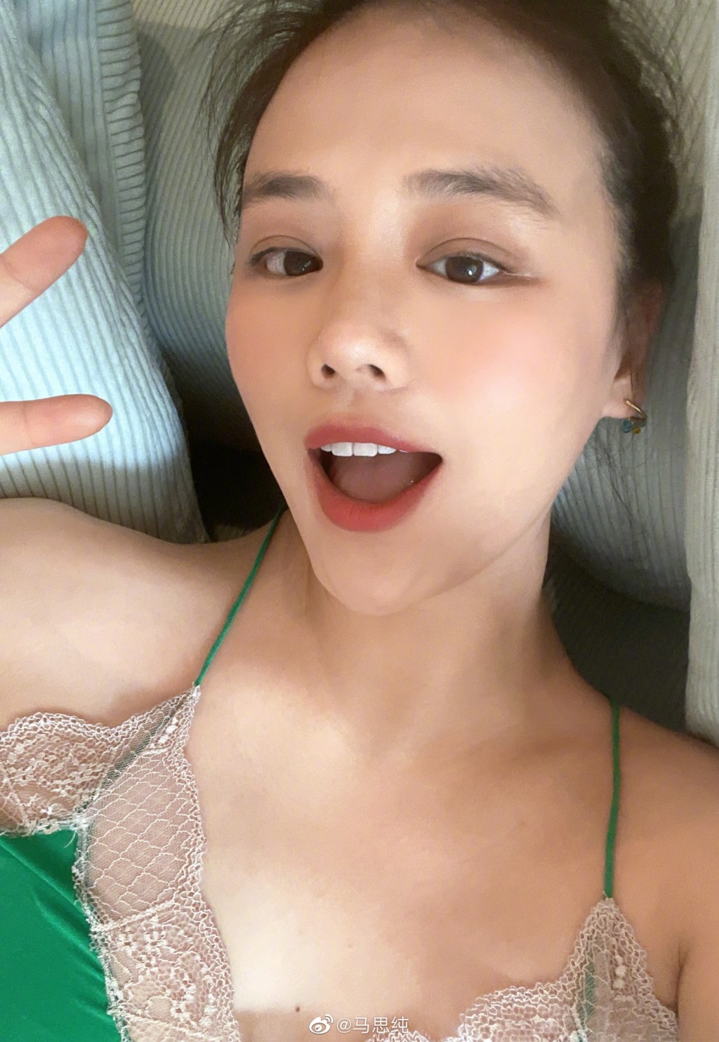 馬思純足足停工一年。