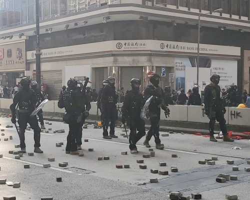 當日加士居道至彌敦道一帶發生多次衝突。資料圖片
