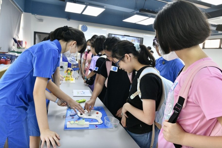 協恩中學中一入學講座及學生體驗活動。資料圖片 協恩中學中一入學講座及學生體驗活動。資料圖片