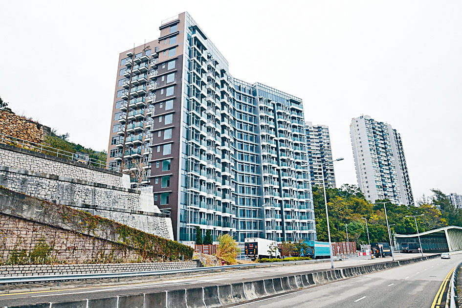 逸璟．龍灣以現樓推售，最高折扣優惠由17%減至12%。