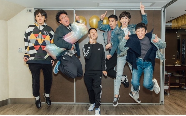 吳君如的《媽媽的神奇小子》近日喜訊連連，昨晚再搞慶功宴。