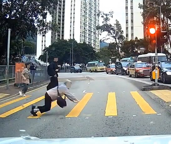 facebook截圖（資料來源：Kwong Cy＠facebook車cam L（香港群組））