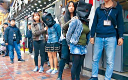 ■警方過往多次在深水埗區掃黃，並揭發未成年少女賣淫。