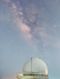 西涌天文台，位于深圳市大鹏新区南澳街道西涌