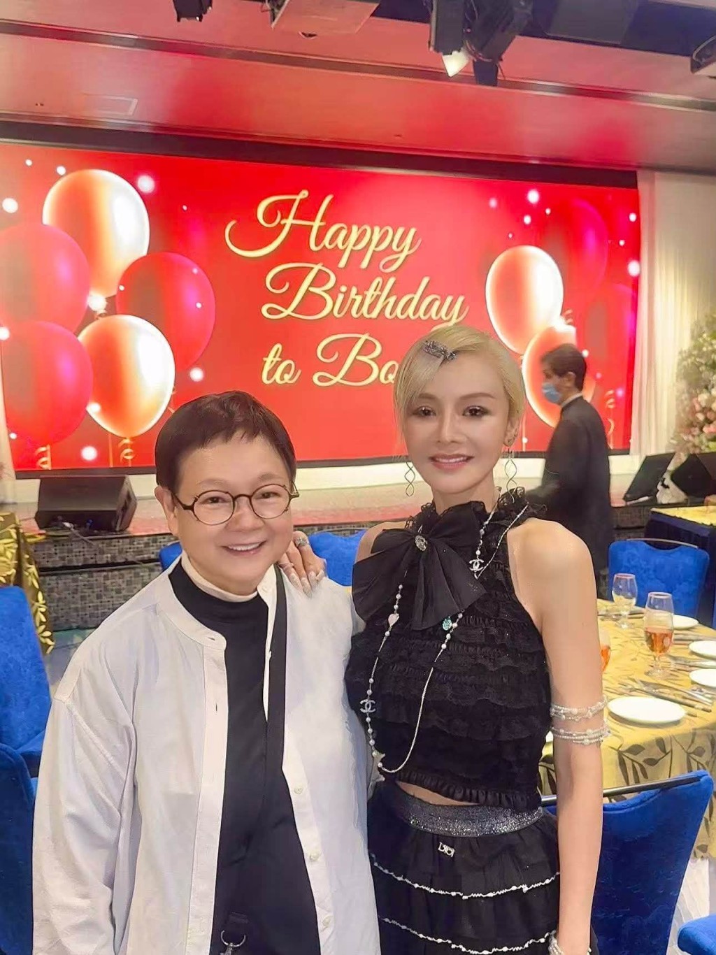 汪曼玲分享與葉子楣合照。(FB@汪曼玲 《快拍.曼鏡頭》) 汪曼玲分享與葉子楣合照。(FB@汪曼玲 《快拍.曼鏡頭》)