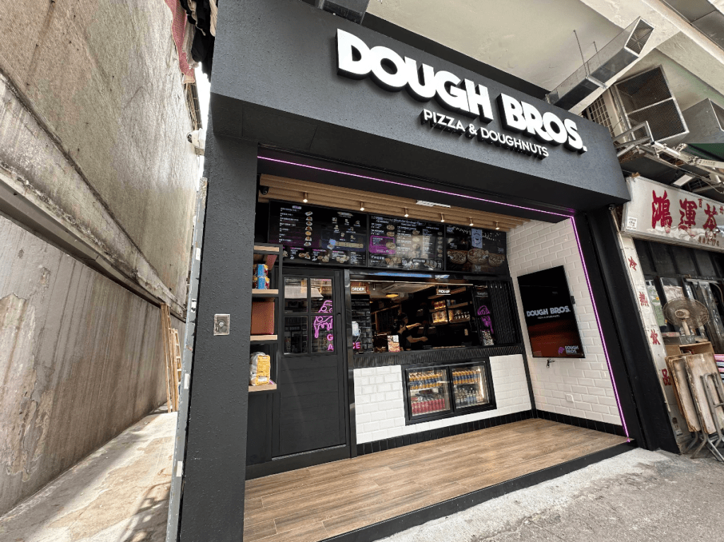 大圍積德里龍鳳樓地下A號舖連入則閣,以1379.6萬成交。 大圍積德里龍鳳樓地下A號舖連入則閣,以1379.6萬成交。