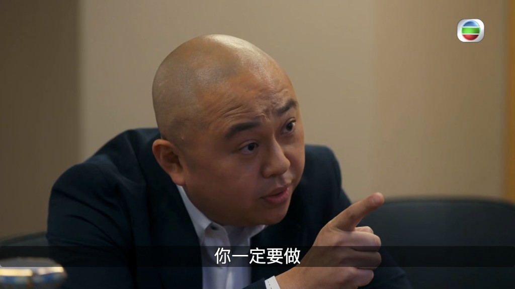 仲警告龐國棟唔好食言，網民都話佢型到爆。