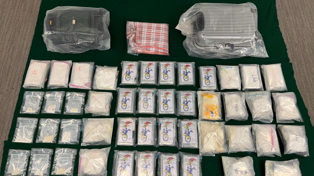 海關破尖沙咀商廈毒品倉 檢3300萬元可卡因拘技術員。海關圖片