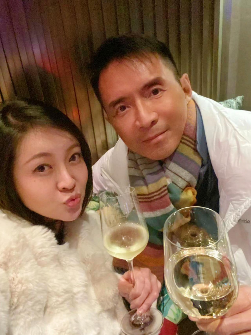 結婚初期經常放閃。