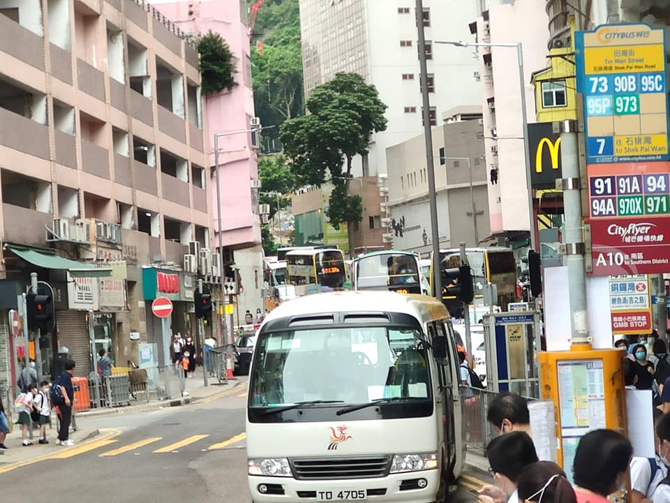 導致上址大塞車。圖:陳穗基 ‎馬路的事fb (即時交通資訊台)