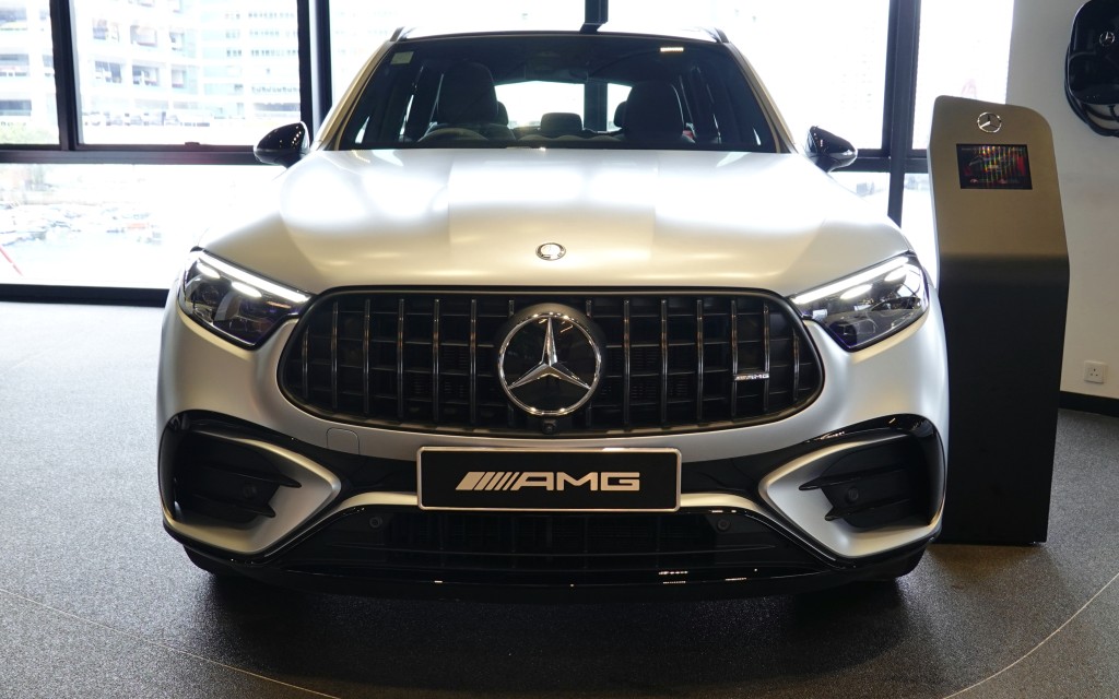 平治Mercedes-AMG全新GLC43 4Matic 即日起在港島柴灣品牌中心公開首展出。