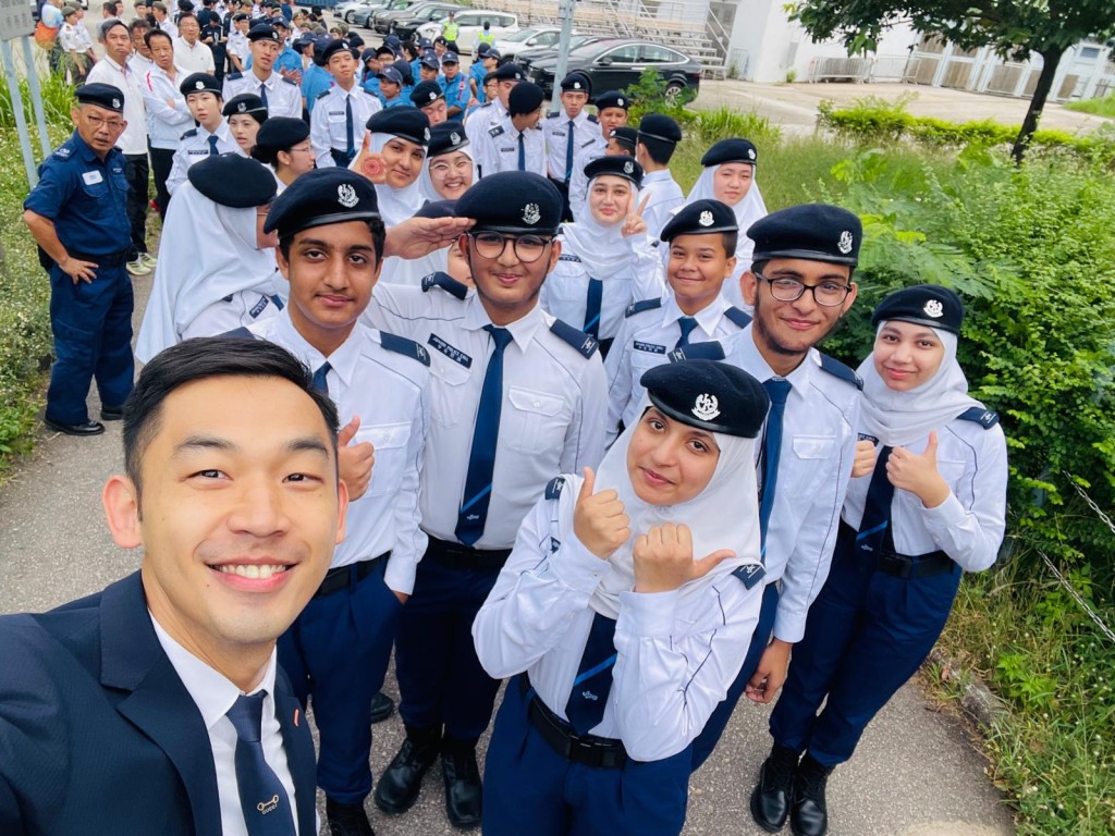 王家俊於校內推動少年警訊，期望透過正向活動改變南亞裔學生的人生軌跡。 受訪者提供