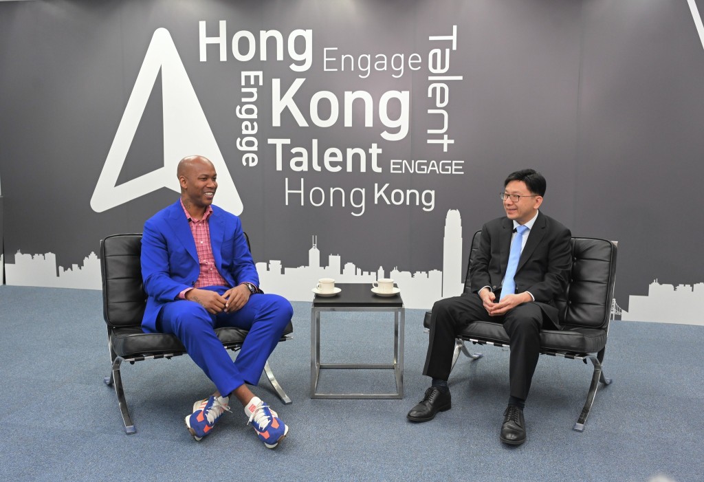 他表示非常興奮未來能更多地來港，並希望能幫助香港傳播籃球知識和文化。勞福局FB圖片