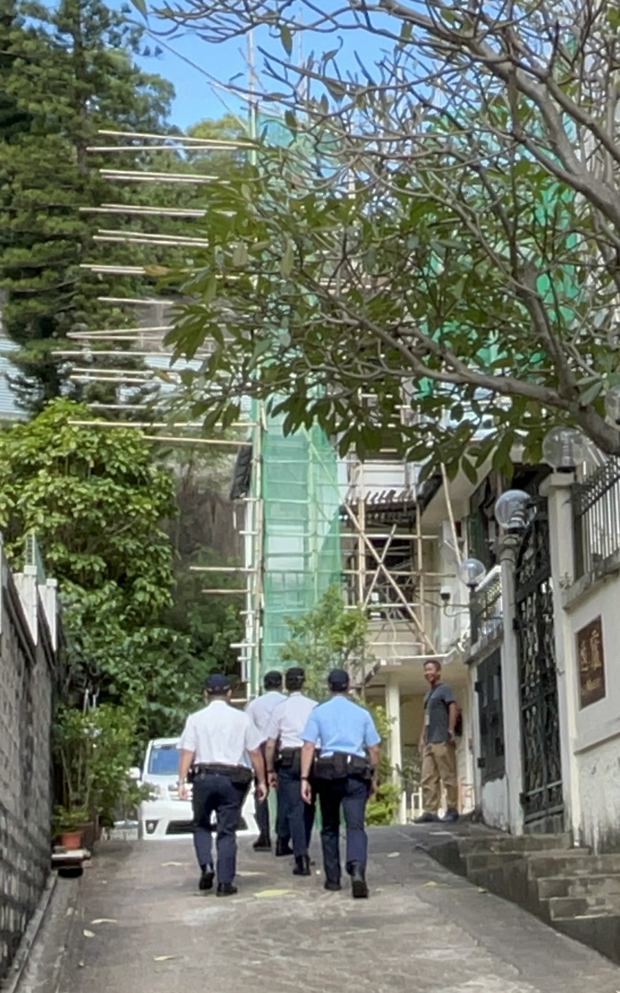 被竊單位外圍搭建棚架。林思明攝