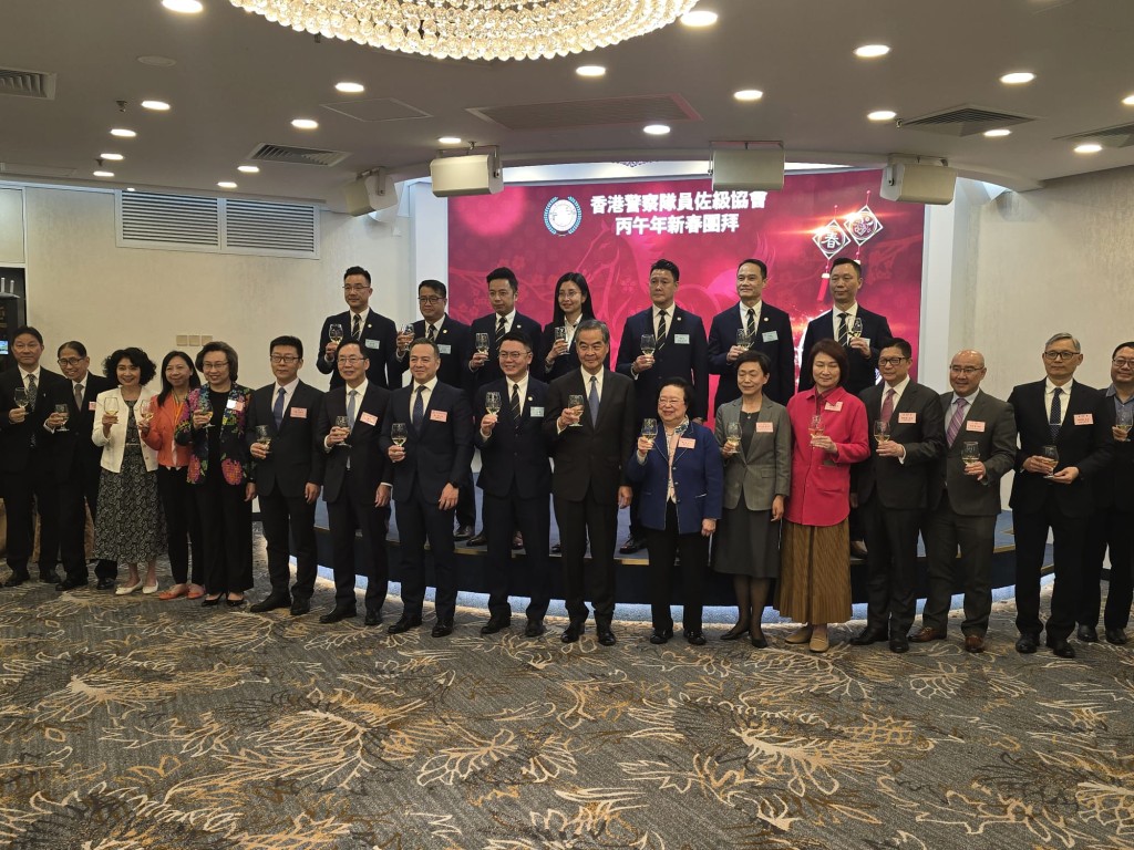  警队员佐级协会今日举行新春团拜。