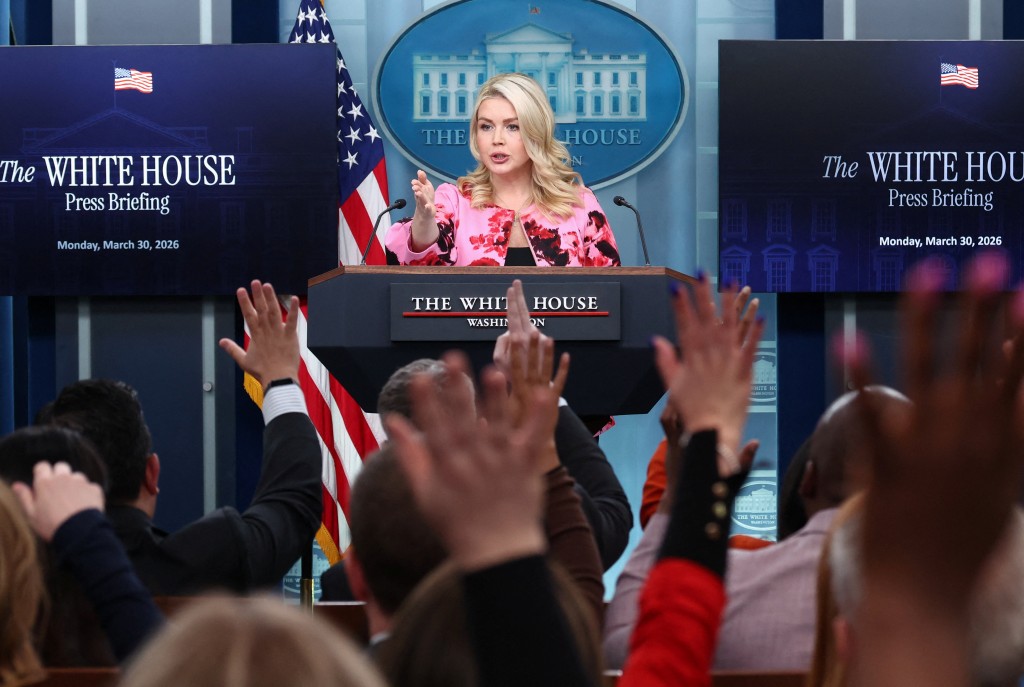 白宮發言人萊維特與行新聞發布會。路透社