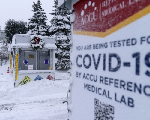 美國CDC指變種病毒可能已流入美國而未被發現。ap