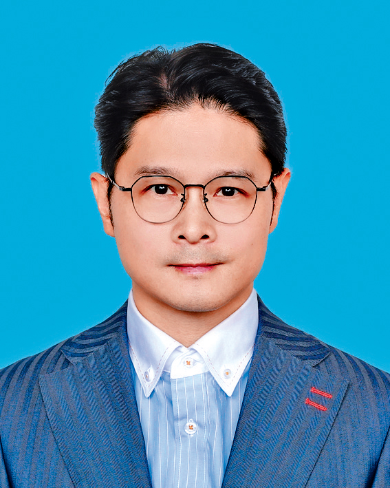 香港物業管理及保安業培訓導師協會會長劉浩榮說，在個別單位安裝火警閃燈裝置需取得不同持份者批准。