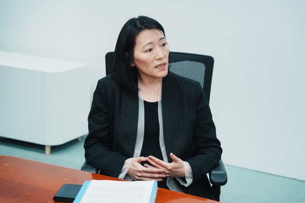 吳珮儀相信，一般業主不會寧願被政府追討檢測費，也繼續放任滲水問題，為樓下住戶構成滋擾。