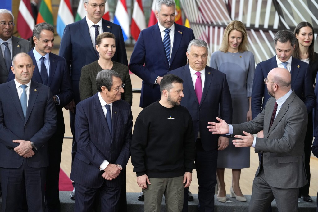 澤連斯基今年2月曾在布魯塞爾參與歐盟峰會。美聯社