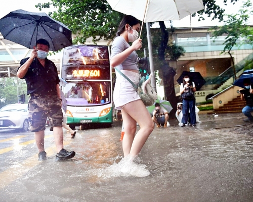天文台取消黃色暴雨警告信號。