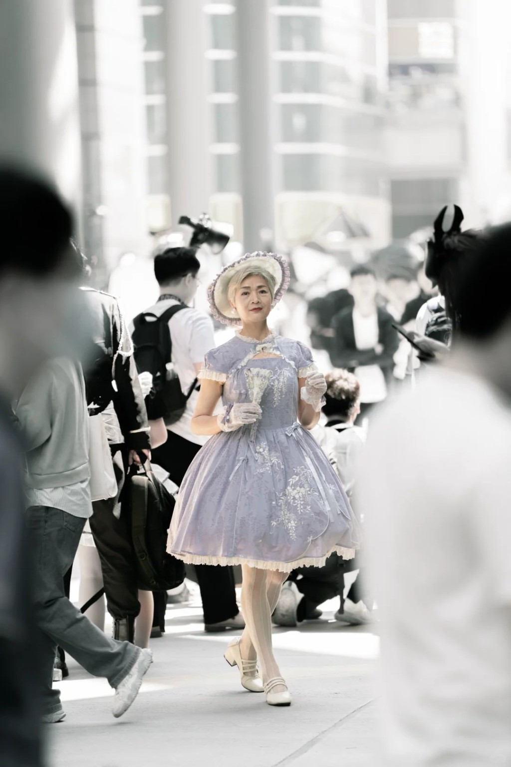 60歲阿姨著Lolita裙現身漫展。小紅書@隨心 60歲阿姨著Lolita裙現身漫展。小紅書@隨心