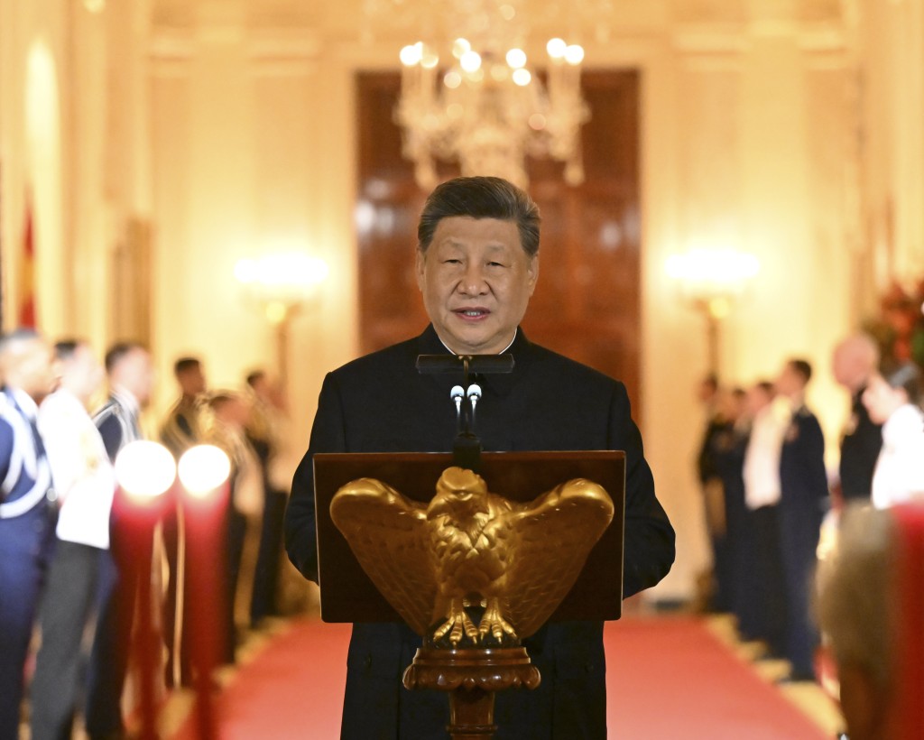 习近平建议中美双方可以增加直航航班，便利双向人员往来和贸易往来。新华社