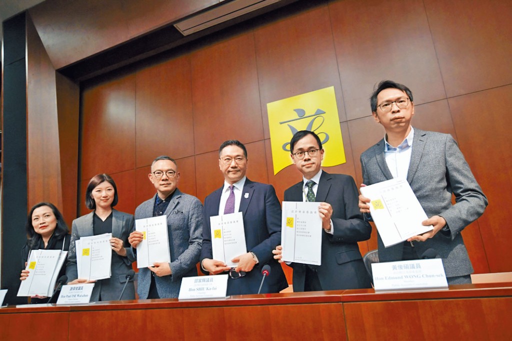 帳委會提交關於安達臣道天橋超支10億元的研訊結果。