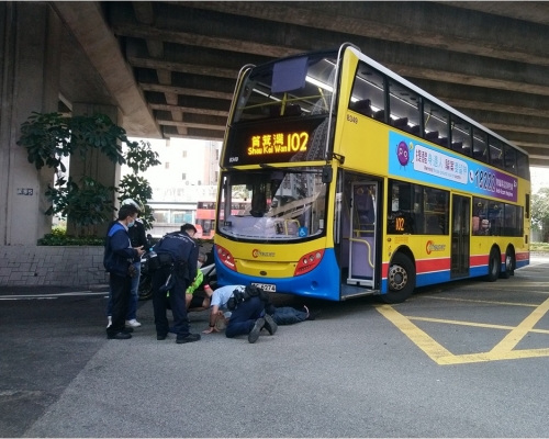 筲箕灣一名老婦昨日被城巴撞倒。FB「筲箕灣人筲箕灣事」圖片