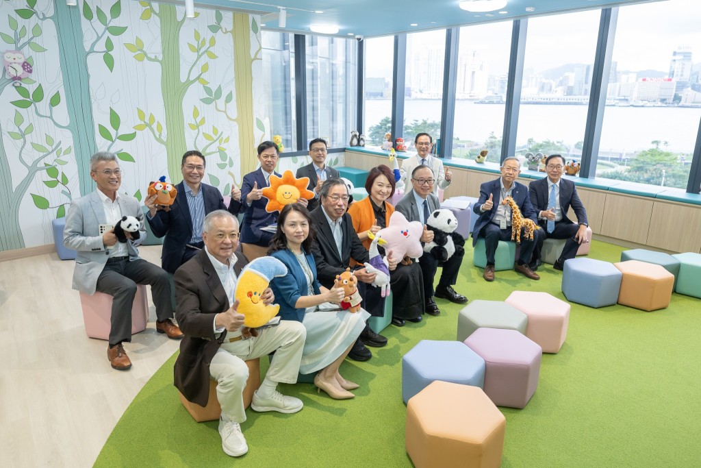 提升公眾教育設施,特別是擴大並優化兒童學習室和教育活動室。梁君彥fb圖片 提升公眾教育設施,特別是擴大並優化兒童學習室和教育活動室。梁君彥fb圖片