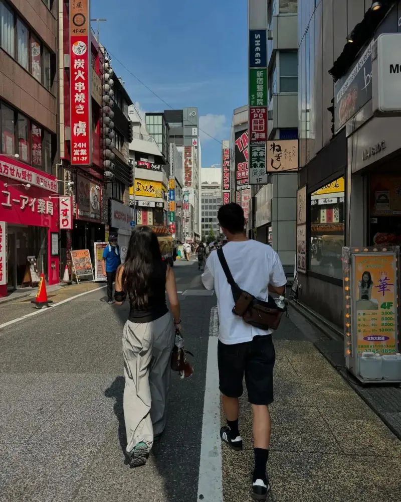 陳康堤與「Shou Honda」好sweet。 陳康堤與「Shou Honda」好sweet。