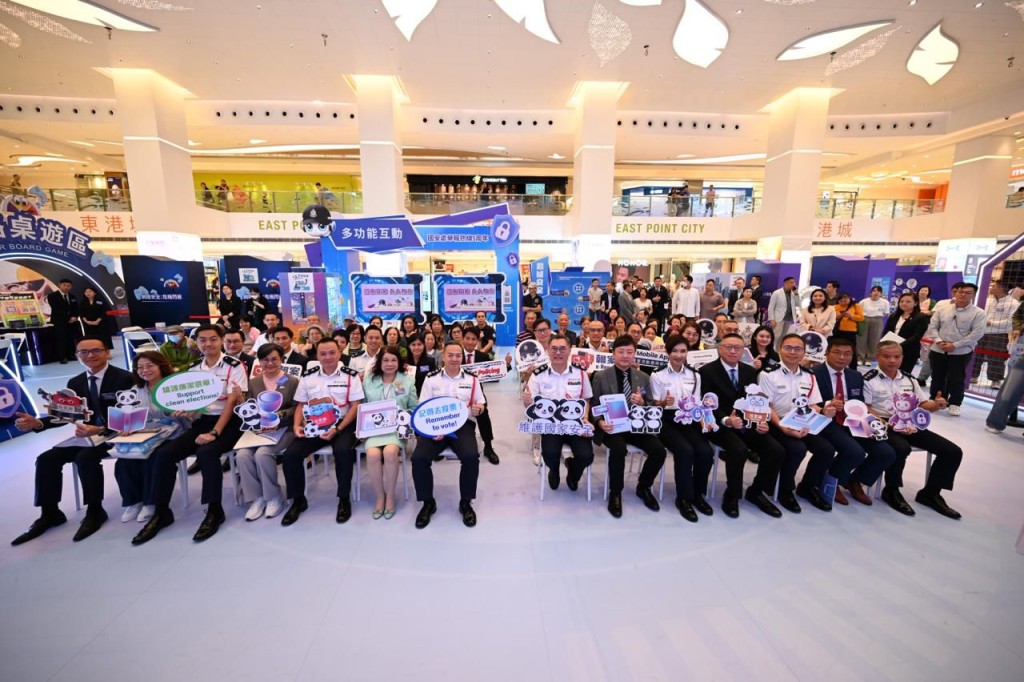 啟動禮全體嘉賓合照。 啟動禮全體嘉賓合照。