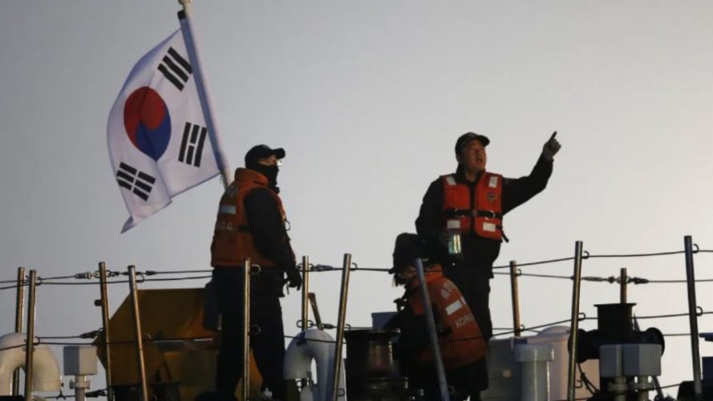 21名中国男子涉嫌偷渡到南韩被捕。路透社