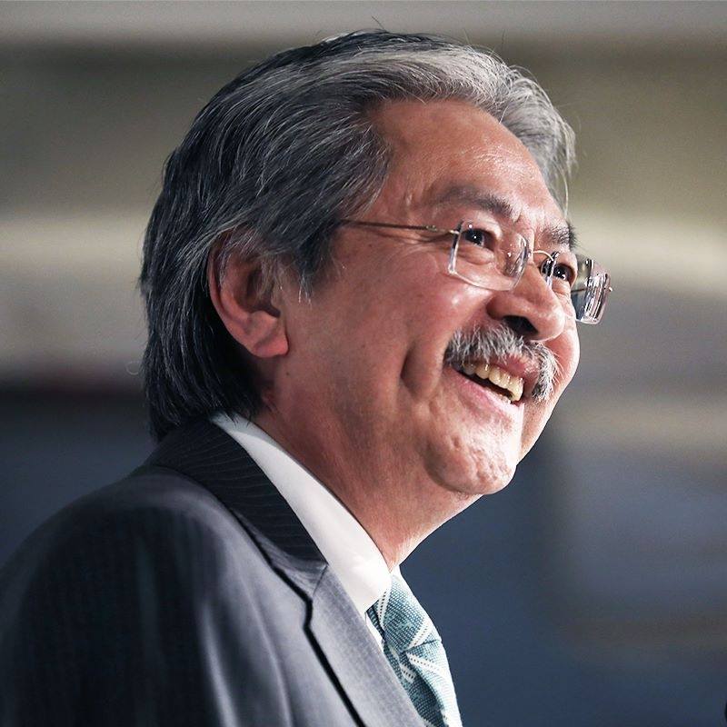 曾俊華接著指,正在為競選工程籌集經費。