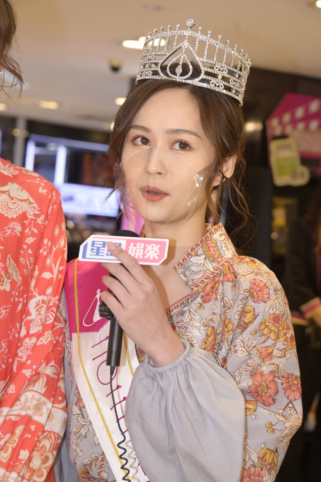 梁超怡參選才接觸更多美容用品。
