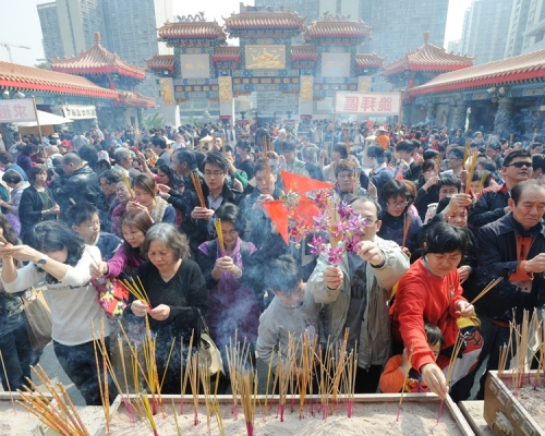 黃大仙祠網上直播頭炷香儀式。資料圖片