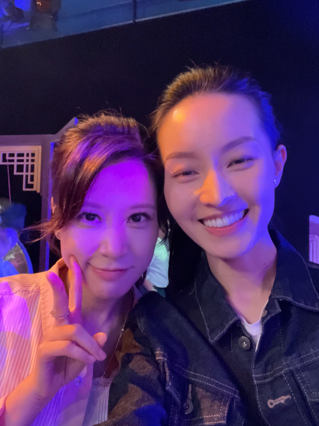 洪曼芹與林凱欣戲裡戲外,感情要好。 洪曼芹與林凱欣戲裡戲外,感情要好。