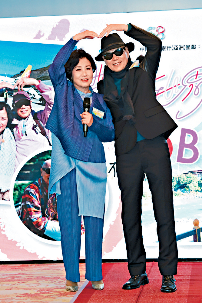 阿姐自爆曾抗拒同老公羅家英一齊拍旅遊節目。