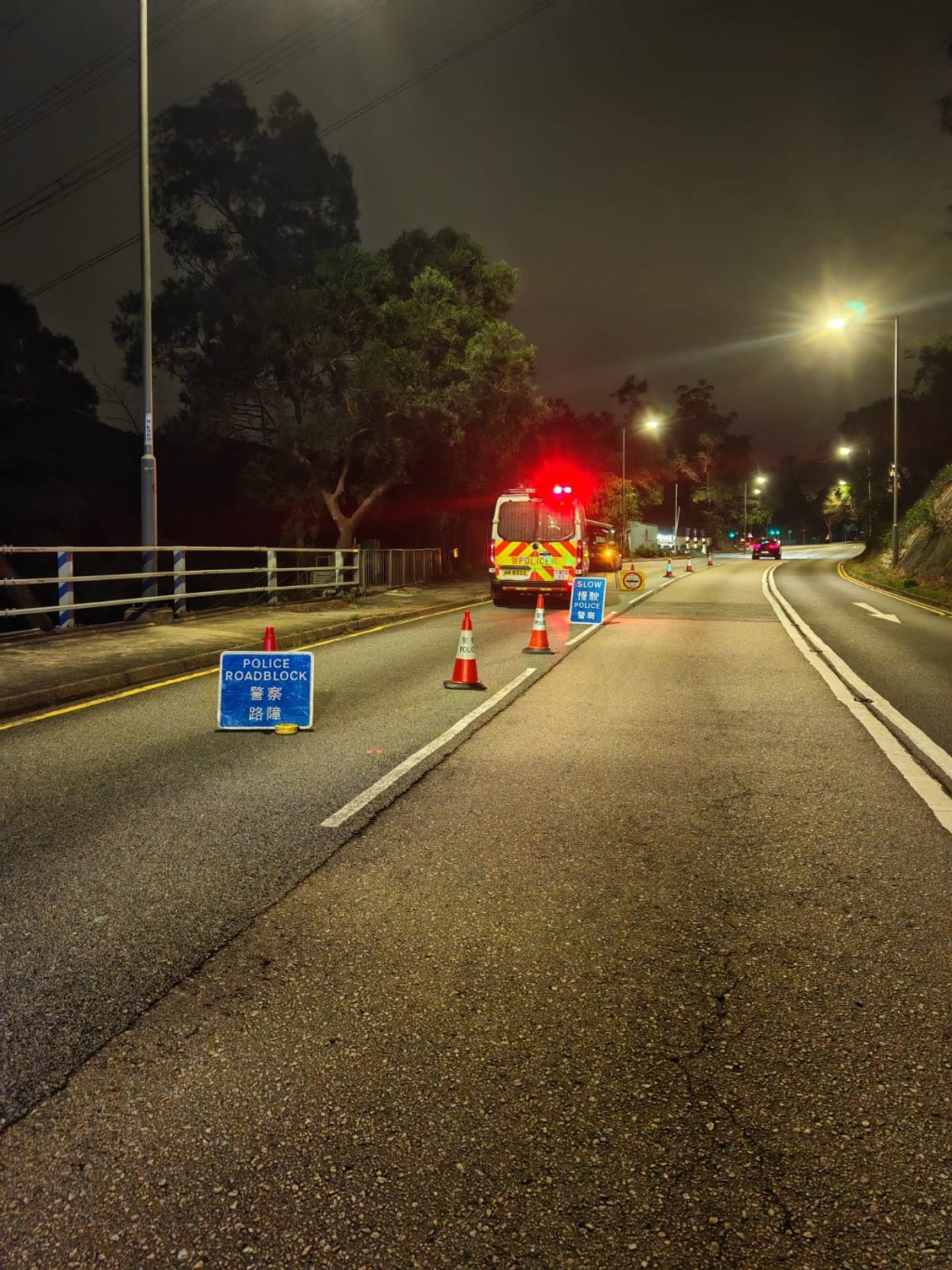 新界南总区交通部于圣诞长假期打击非法赛车、酒后及毒后驾驶，共拘捕7人及扣留9辆涉非法改装车辆。警方提供