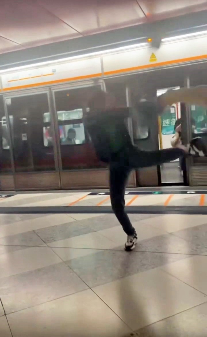 facebook截圖（資料來源：Soso Chan＠facebook車cam L（香港群組））